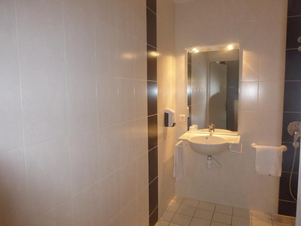 La Godiniere Cholet Exterior foto